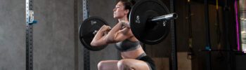 Ontdek 5 krachtige squat-variaties met video's om je stabiliteit